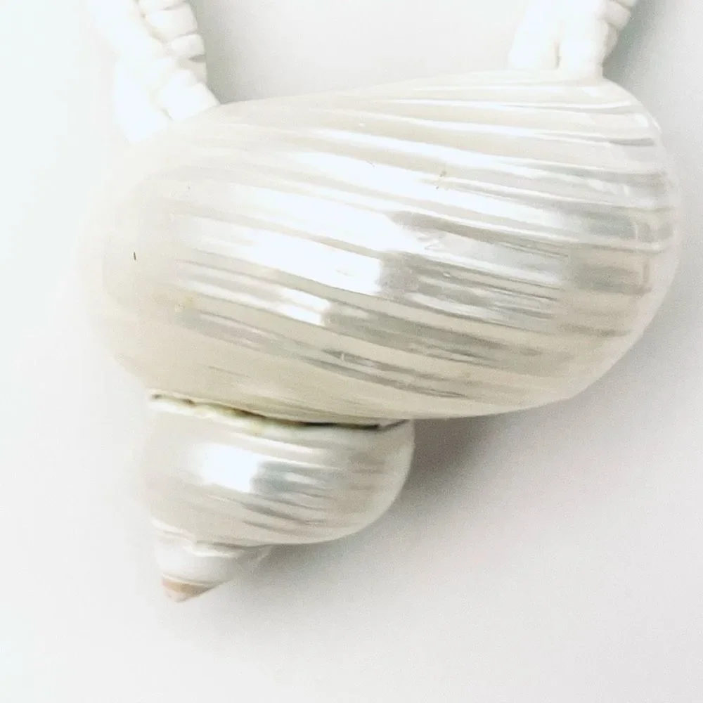 Gorgeous Ivory white off Pearl Natural Seashell Sea Shell 12” Drop Necklace - Picture 2 of 12